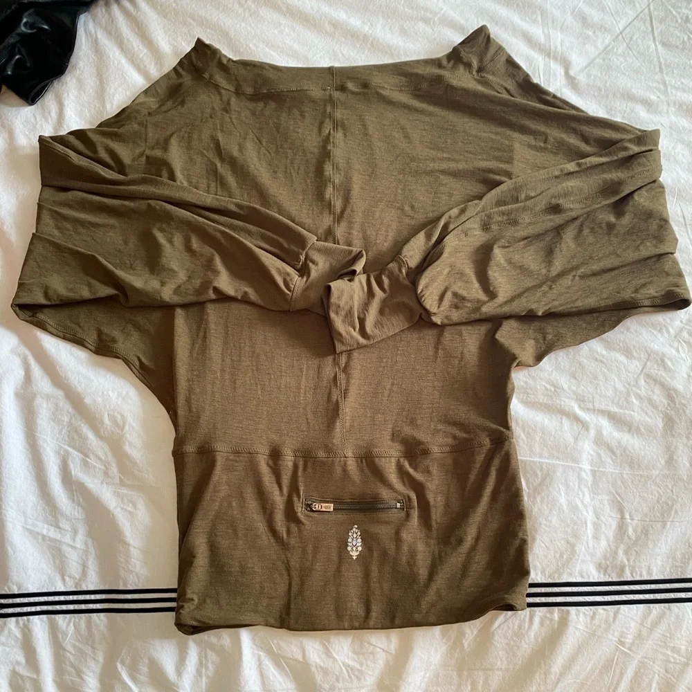 Free People Movement- OLIVE Green Sky High Long sleeve Top with back zipper